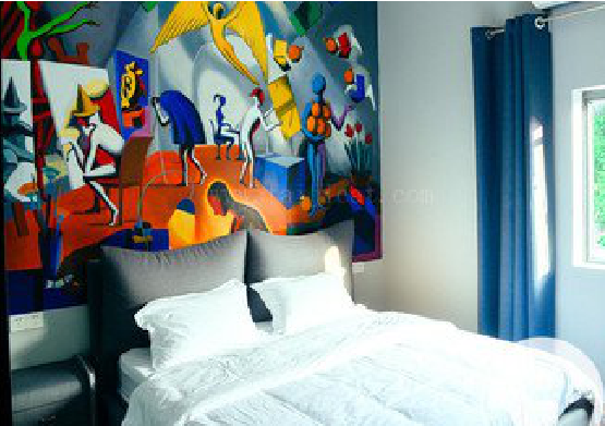  青田对于酒店的墙体彩绘而言更注重哪些方面？